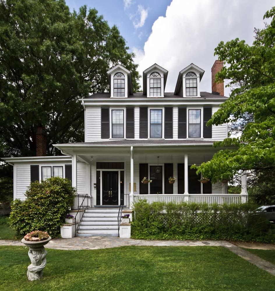 Elmwood, 2010