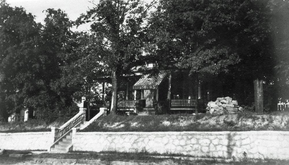 Heck-Pool House, 1920s