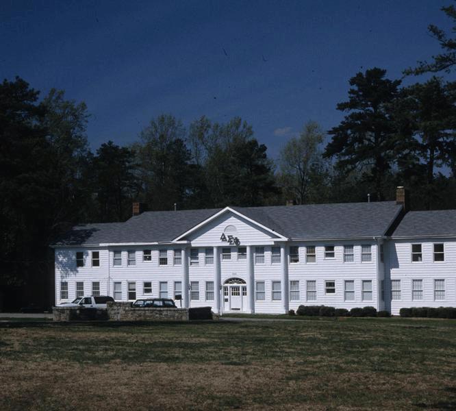Carolina Pines Hotel, 1980